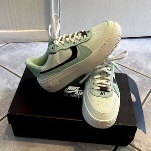 Nike Air Force 1 AF1 platform